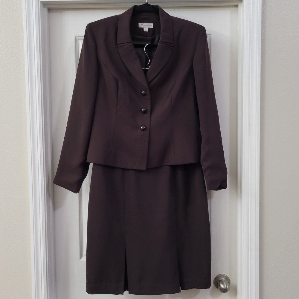 Dress Barn 2pc suit size 12 brown - jacket and skirt
